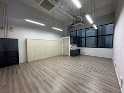 Hexacube (D14), Office #451759411